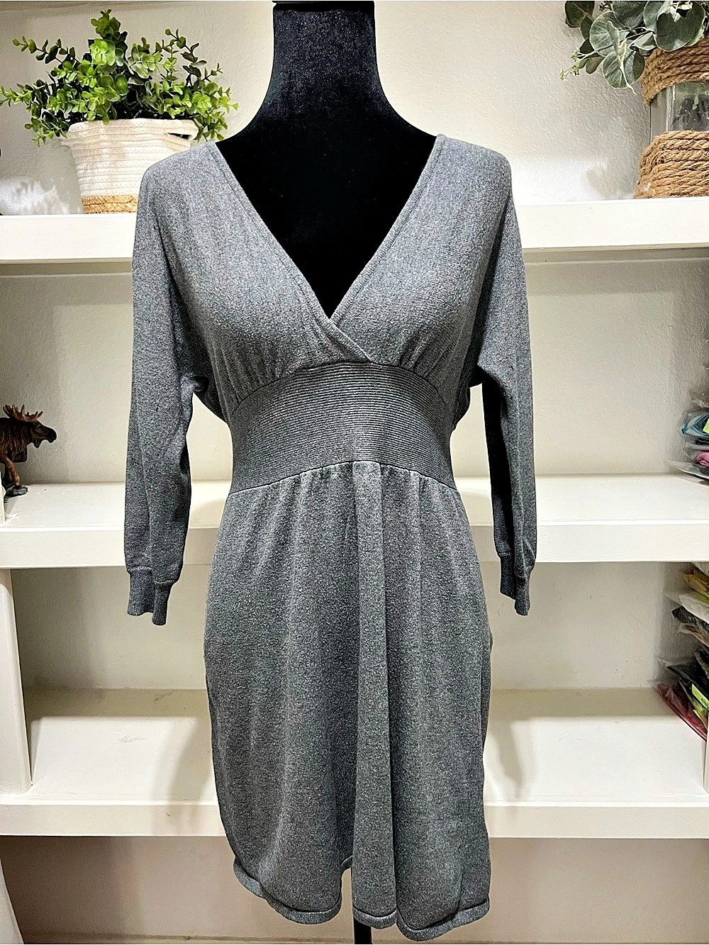 Express Gray Midi Dress Size Small Like New